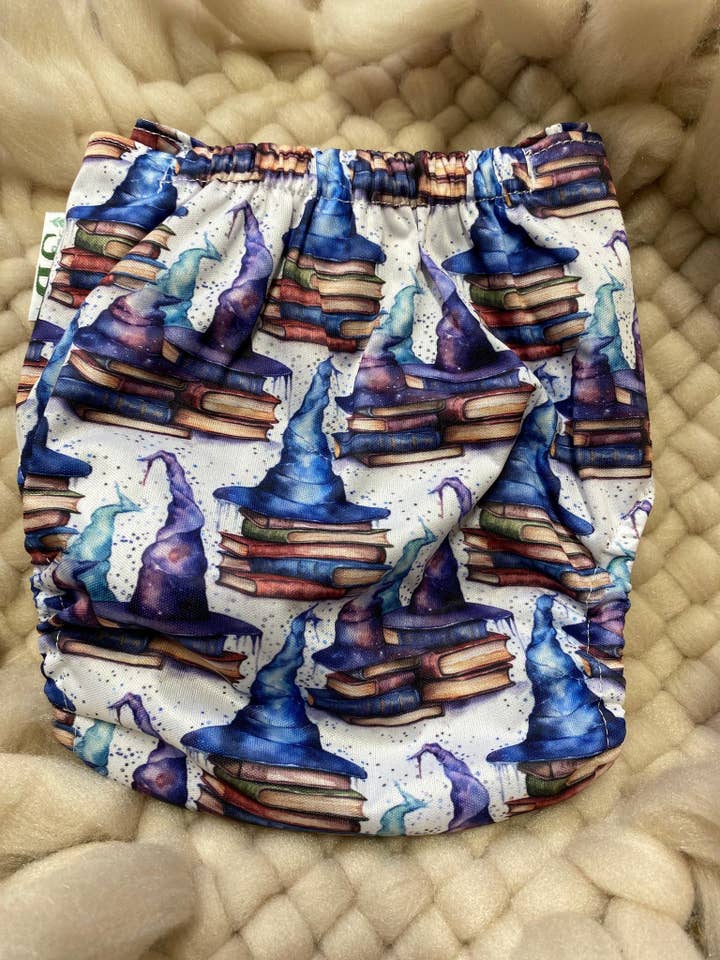 Magical Books Moderne Stoffwindel für den Großhandel von Suga Bums LLC