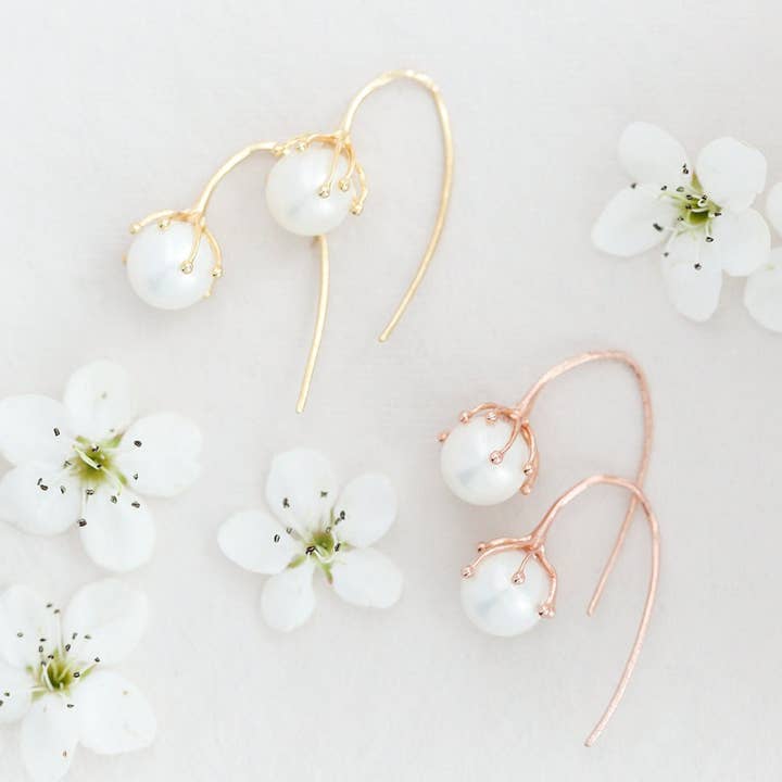 Miss Foxine Couture - Wholesale Dangle Earrings - Bloom Flower Bud Pearl Earrings4