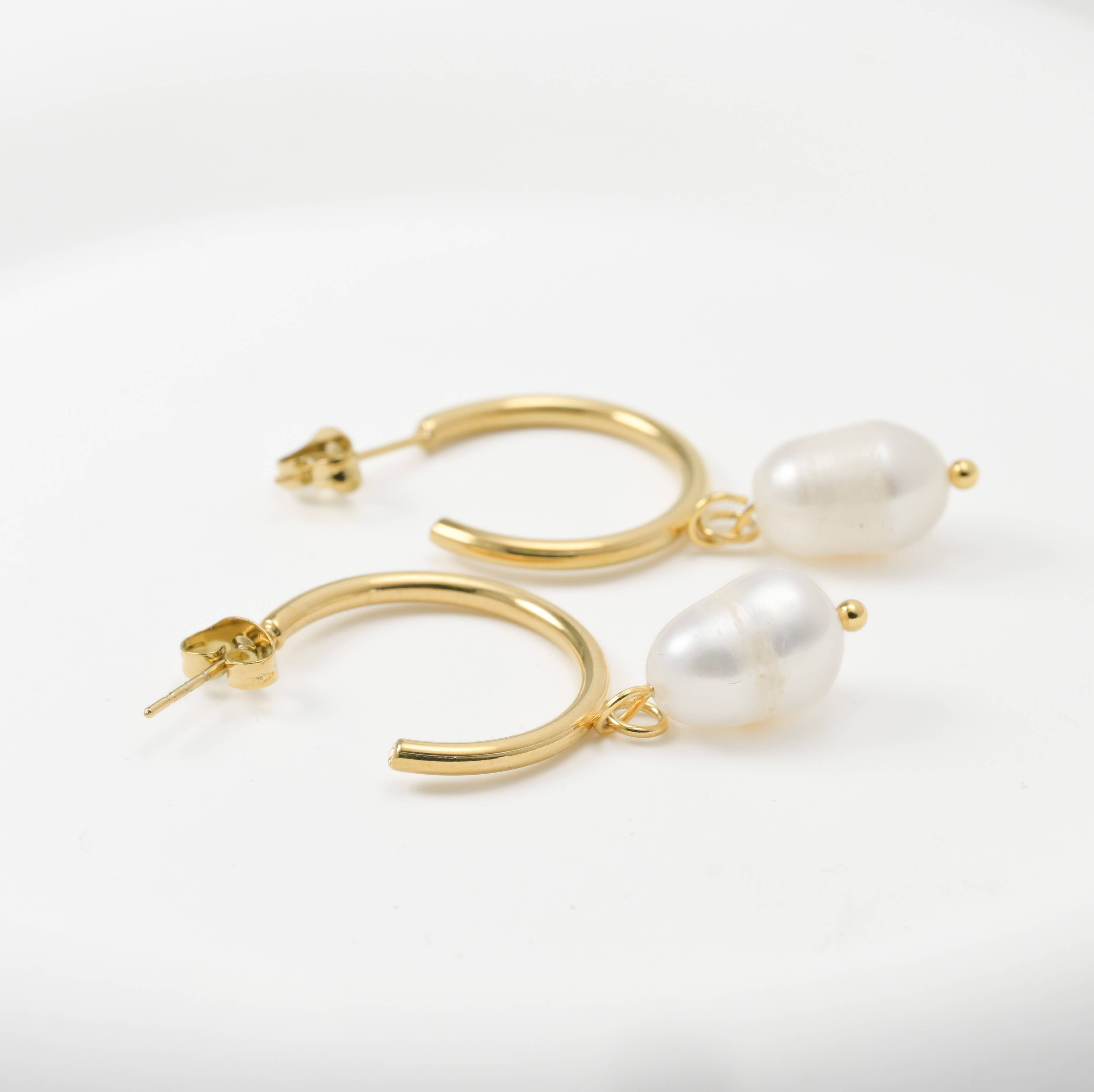 Blueyejewelry - Wholesale Hoop Earrings - Gold Pearl Earrings - 18k Gold Stainless Steel Pearl Hoops12