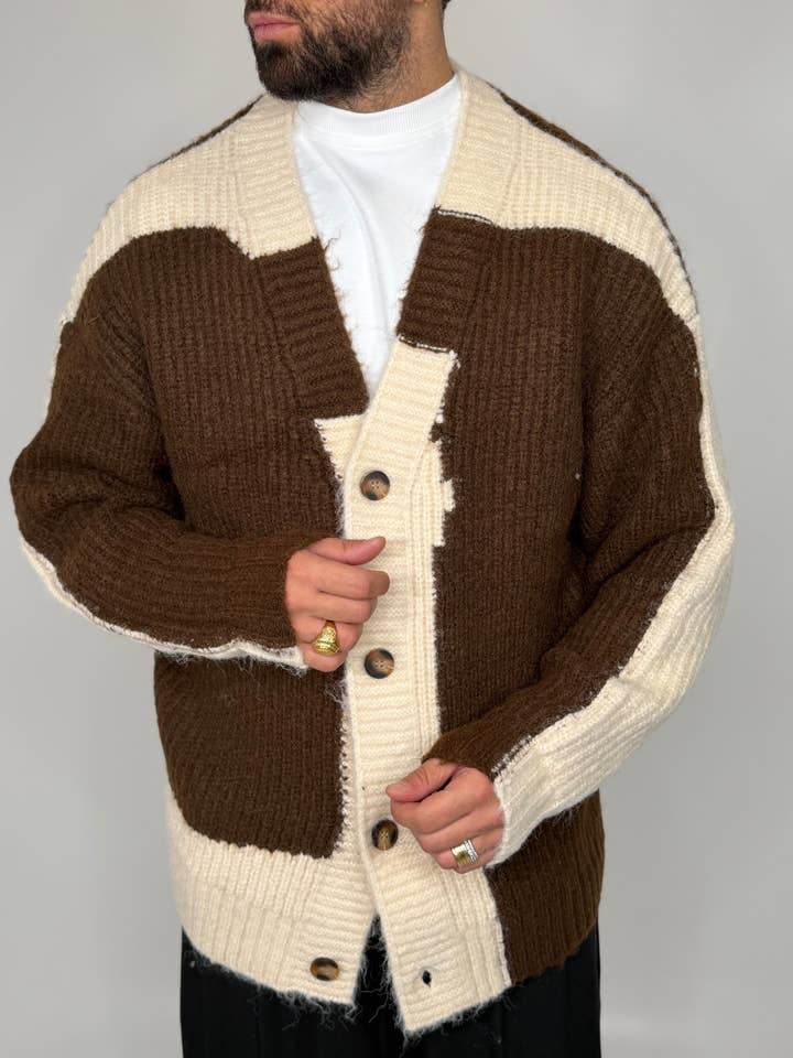 Cardigan Lupin pour la vente par LAB22