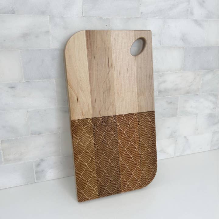 Lucca - Wholesale Cutting Board - Spalted Maple Arches Cutting Board