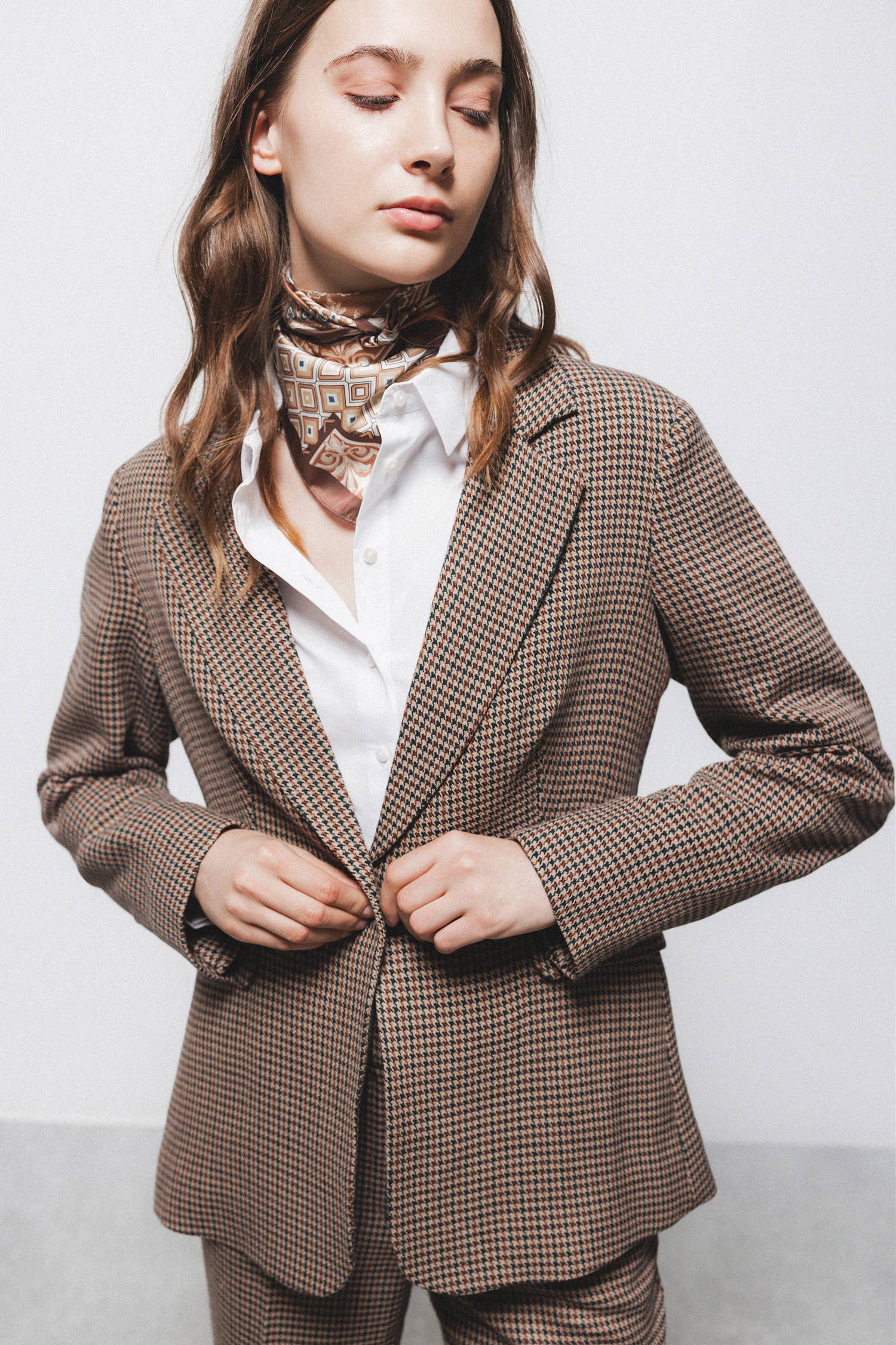 Lanidor - Wholesale Blazer - Women's - Blazer With Pied De Poule Pattern (426910-189)1