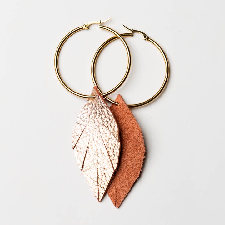 SoCo Hoop Rose Gold Läderörhängen för wholesale av Waterloo Style