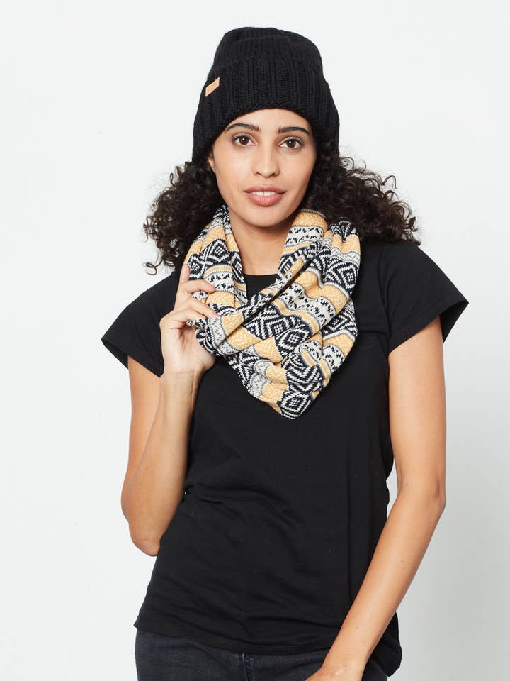 London Scarf for wholesale by Krochet Kids