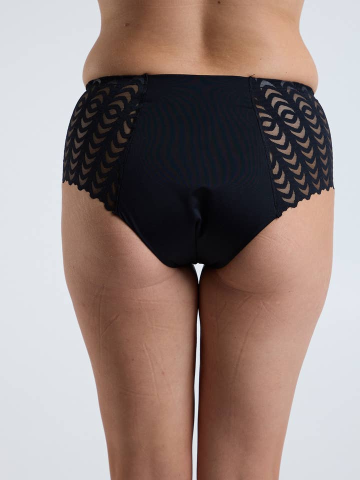 Black Luxe Lace Super Midi Period Underwear for wholesale on Faire1