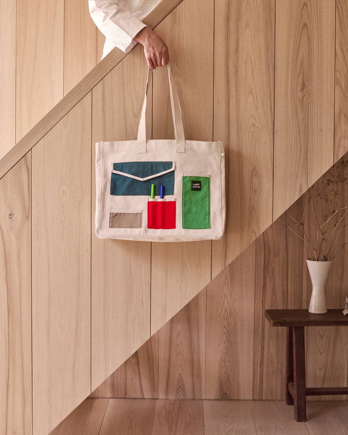 Donna Wilson – Großhandel Tragetasche – Damen – Große Baumwolltasche mit aufgesetzten Taschen3