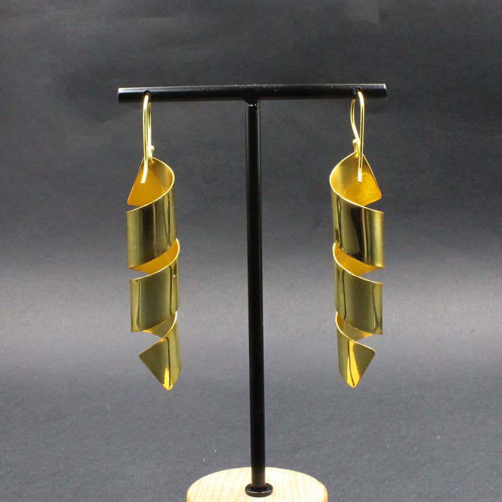 VIRUTA earrings dipped in gold for wholesale by LA MAR