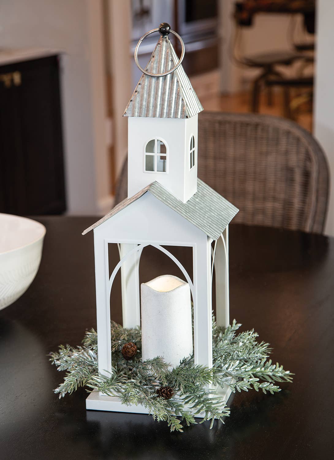 Col House Designs – wholesale Lantern – White Metal Church Pillar Lantern1