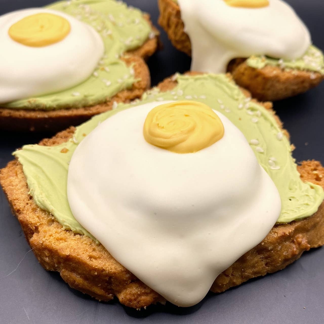 Pupcakes and Pawstries Barkery - Wholesale Pet Treats - Dog - "Avocado" Toast w/ "Fried Egg" Organic Dog Cookie2