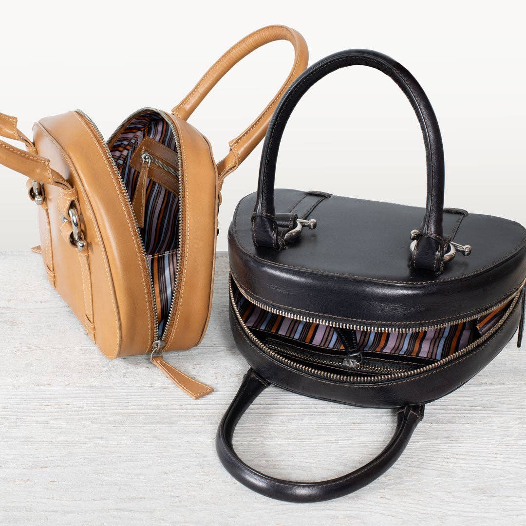 URBAN-EQUESTRIAN – Mala com alça superior – Mulher por atacado – Kella - Mala de Luxo em Pele com Detalhe de Freio de Cavalo em Preto1