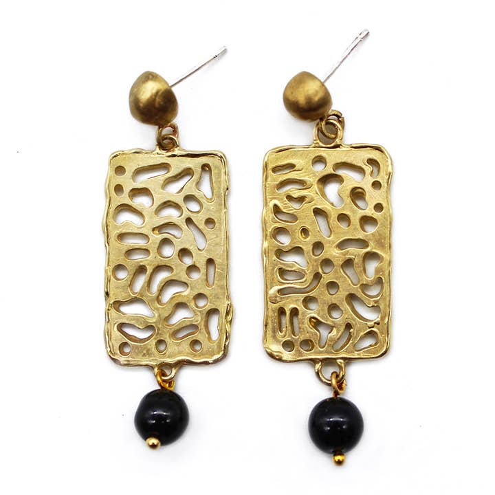 Boucles d'oreilles pendantes en onyx pour la vente par NOKIKE