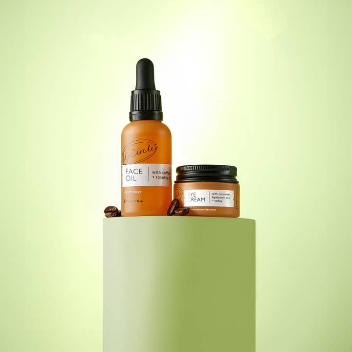 UpCircle Beauty UK - Wholesale Facial Care Set/Kit - Eco Friendly Vegan Wellbeing Gift - Caffeinated Spa Skincare Duo1