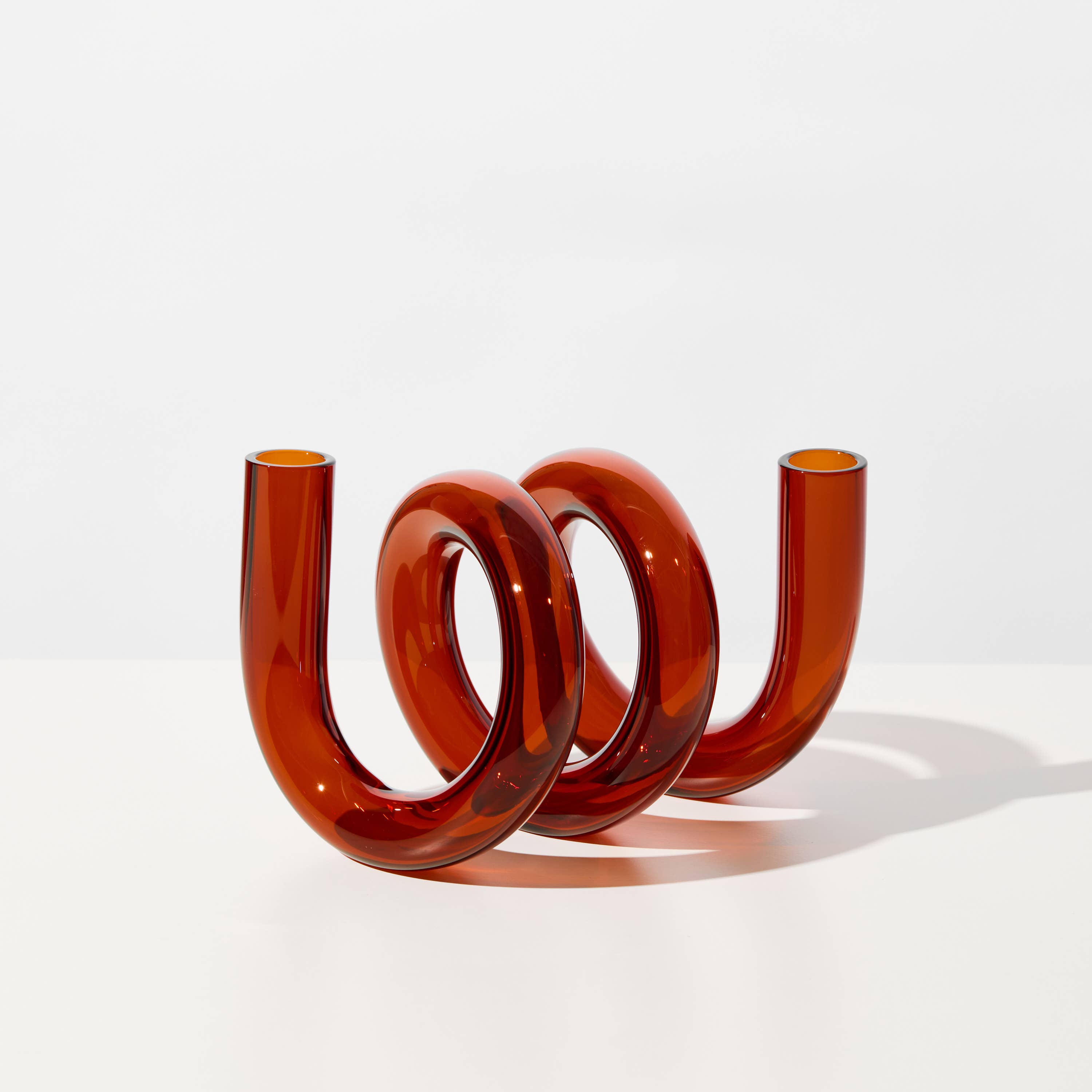 House of Nunu - Wholesale Vase - CURLY VASE IN AMBER