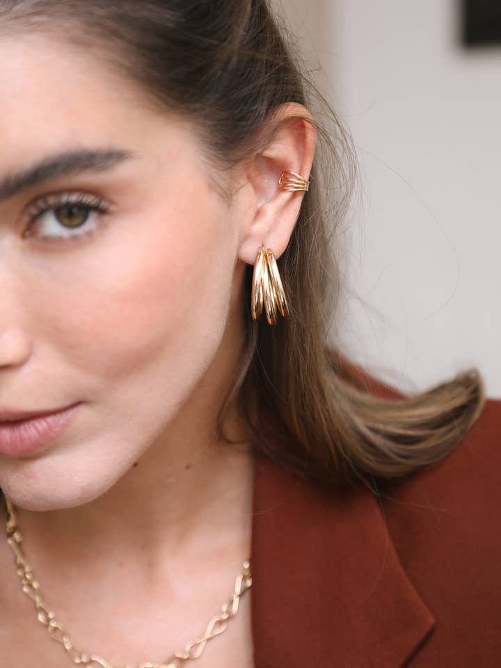 Marcia earrings for wholesale by Waekura