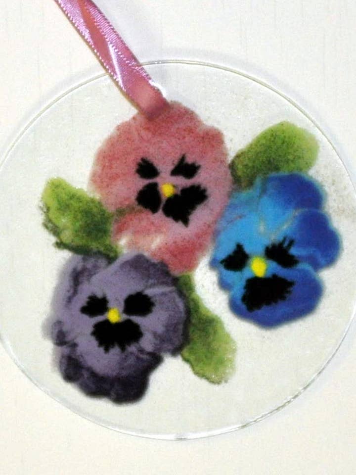 Pansy Pastel Suncatcher/Ornament for wholesale by Folio Art Glass
