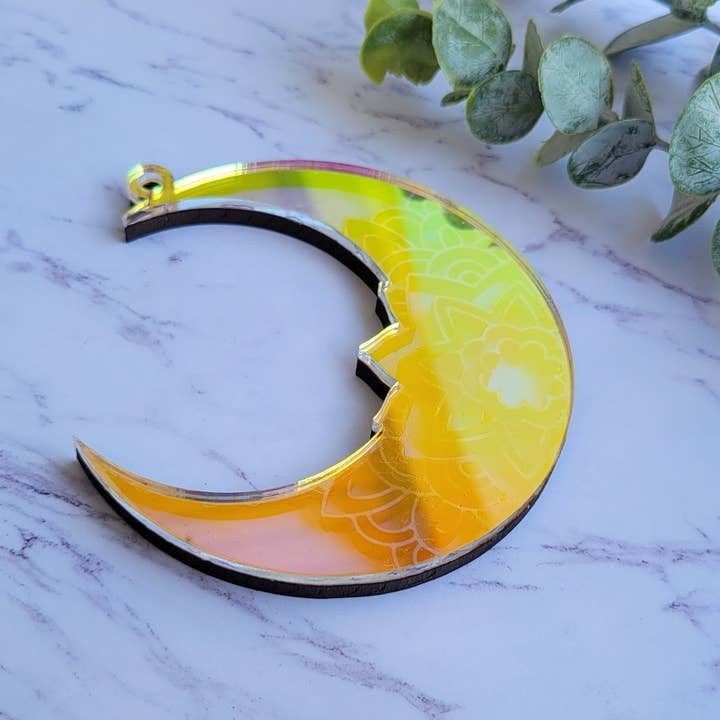 Shelfish Modern - Venta al por mayor Atrapasoles - Captador de sol con forma de mandala con forma de luna iridiscente, atrapasoles de cristal acrílico, decoración de plantas con forma de cabaña bruja, captador de sol para ventanas4