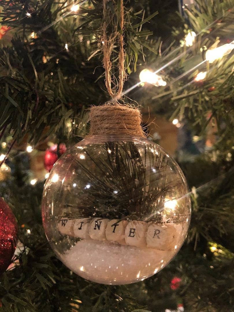 Bramblewood Design Co – wholesale Prydnad – Personlig rustik julgransdekoration i skogsstil1