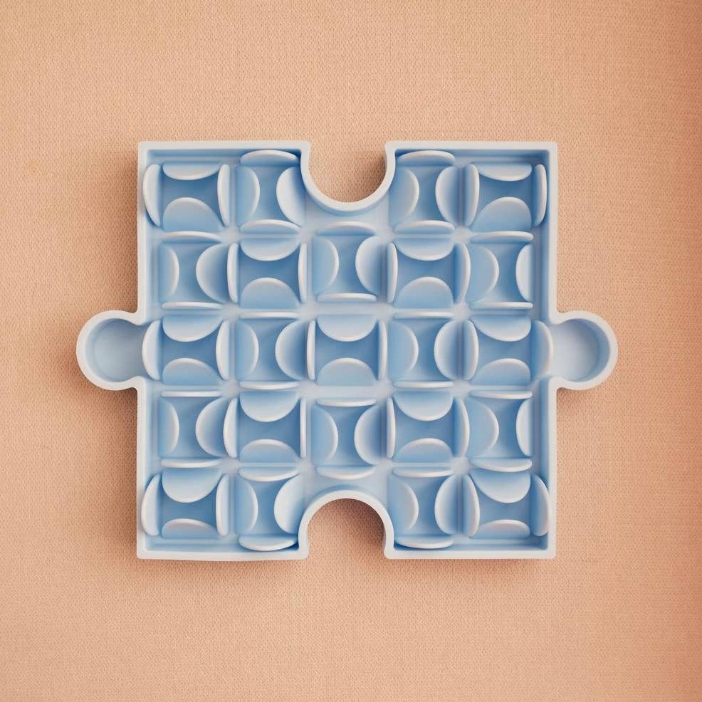Furlou - Wholesale Pet Food Mat - Dog - Puzzle Lick Mat1