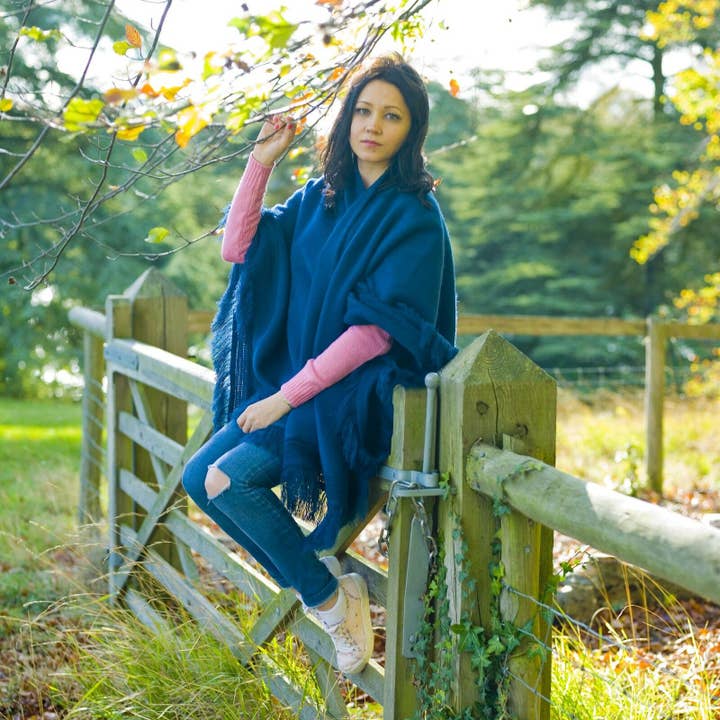 ECUALAMA - Wholesale Poncho - Women's - Baby Alpaca Wool Poncho Cape Wrap Shawl Coat