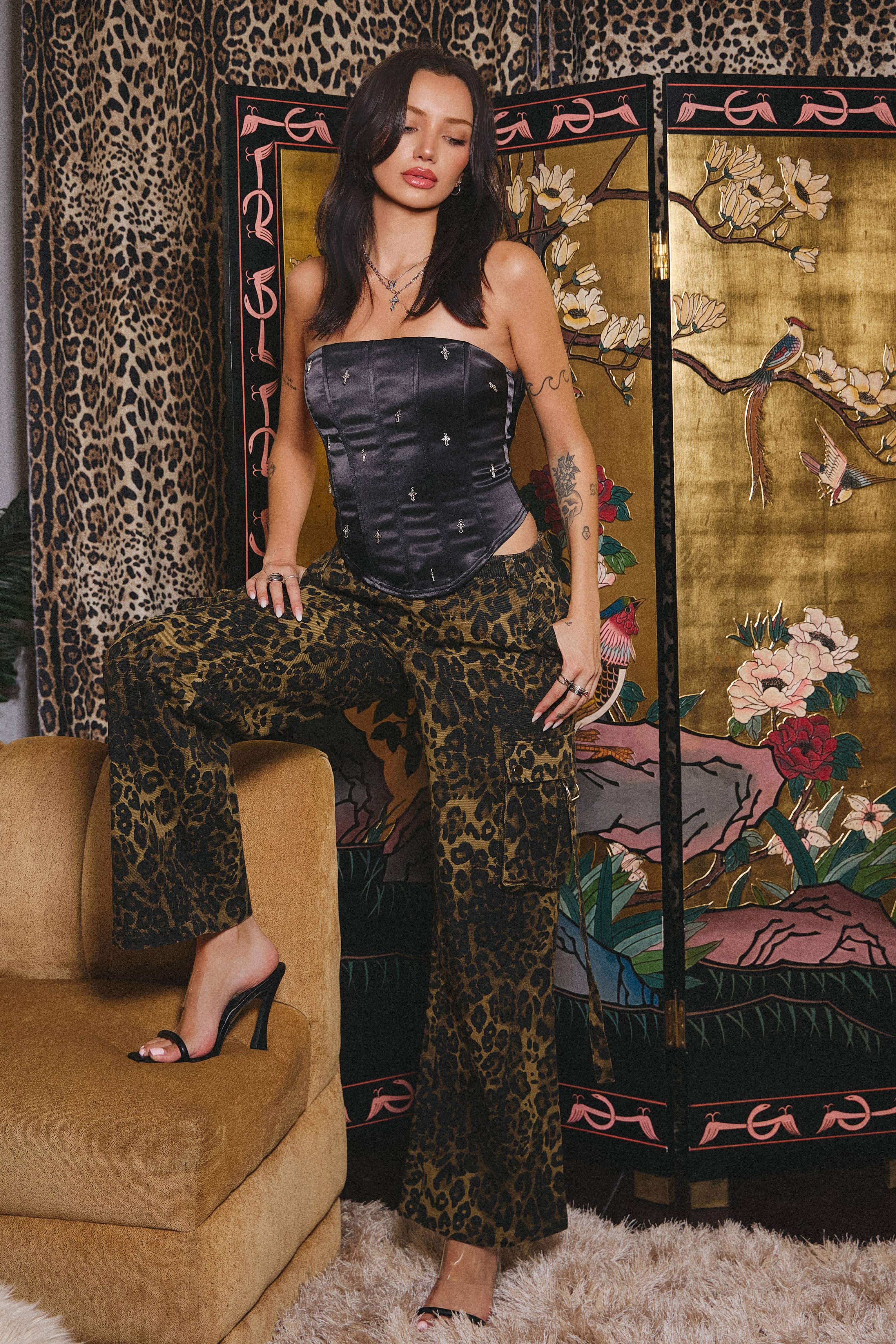 Leopardo Pantaloni cargo con stampa leopardata in vendita all'ingrosso su Faire1