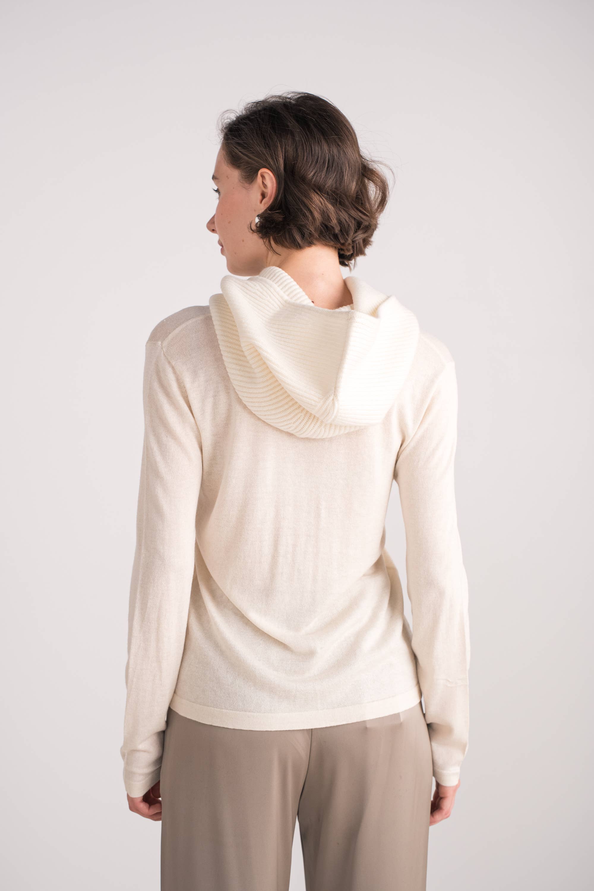 jw.atelier - Wholesale Balaclava - Women's - 100% cashmere balaclava7