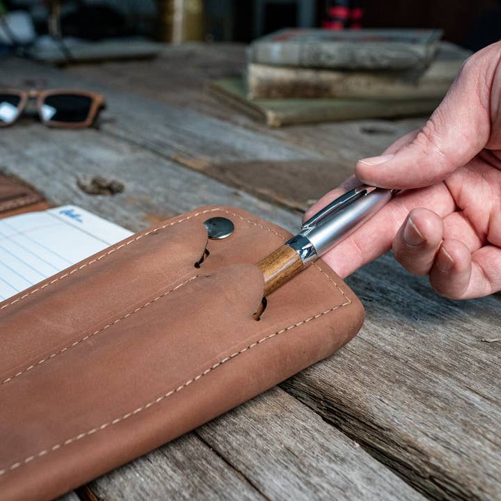 Allegory Handcrafted Goods - Wholesale Laptop/Tablet Case - Unisex - Walker Portfolio | Medium Leather Padfolio & Tablet Case for A4/Letter Pads9