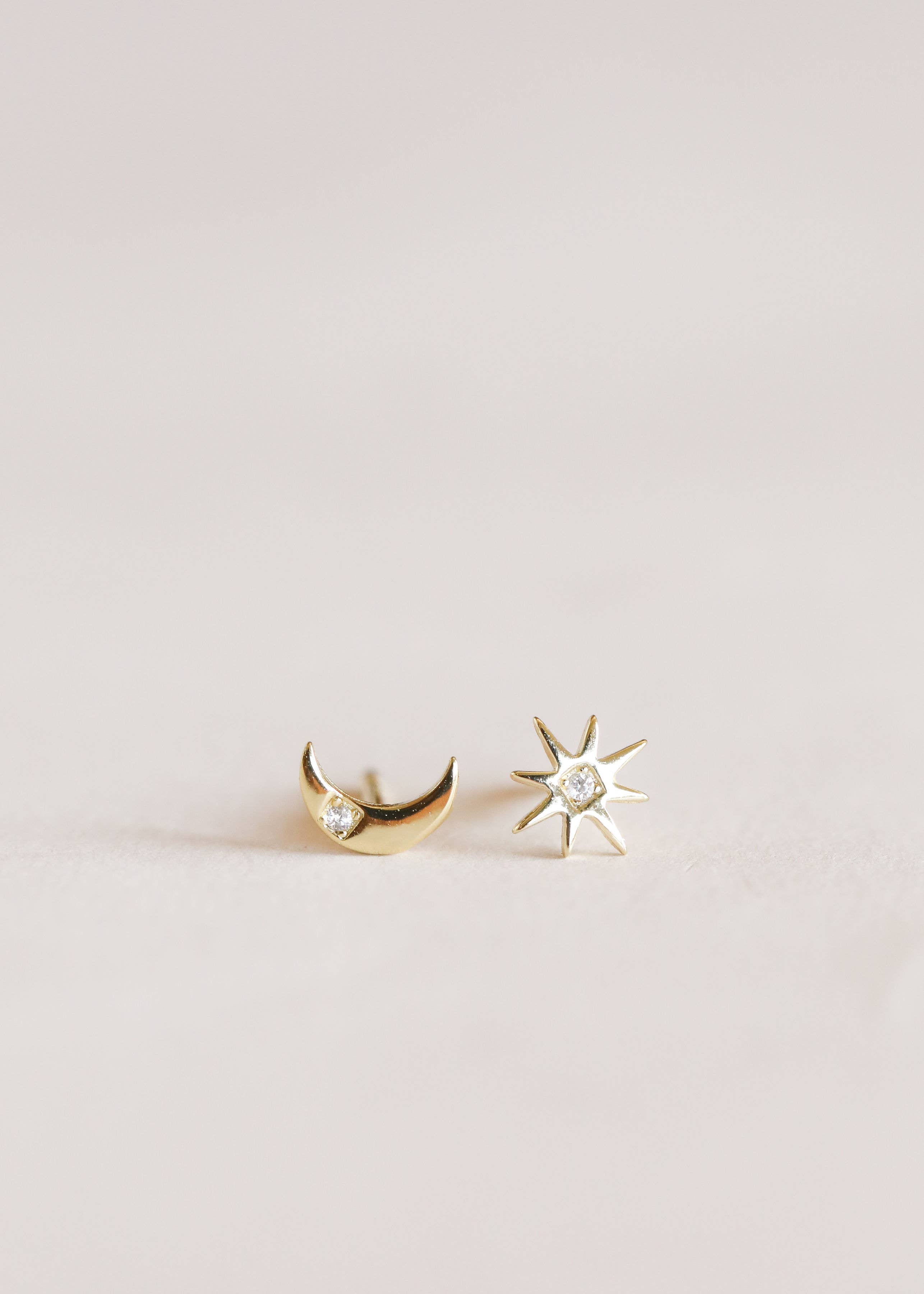 JaxKelly - Wholesale Stud/Post Earrings - Complements - Sun & Moon - Gold Earrings1