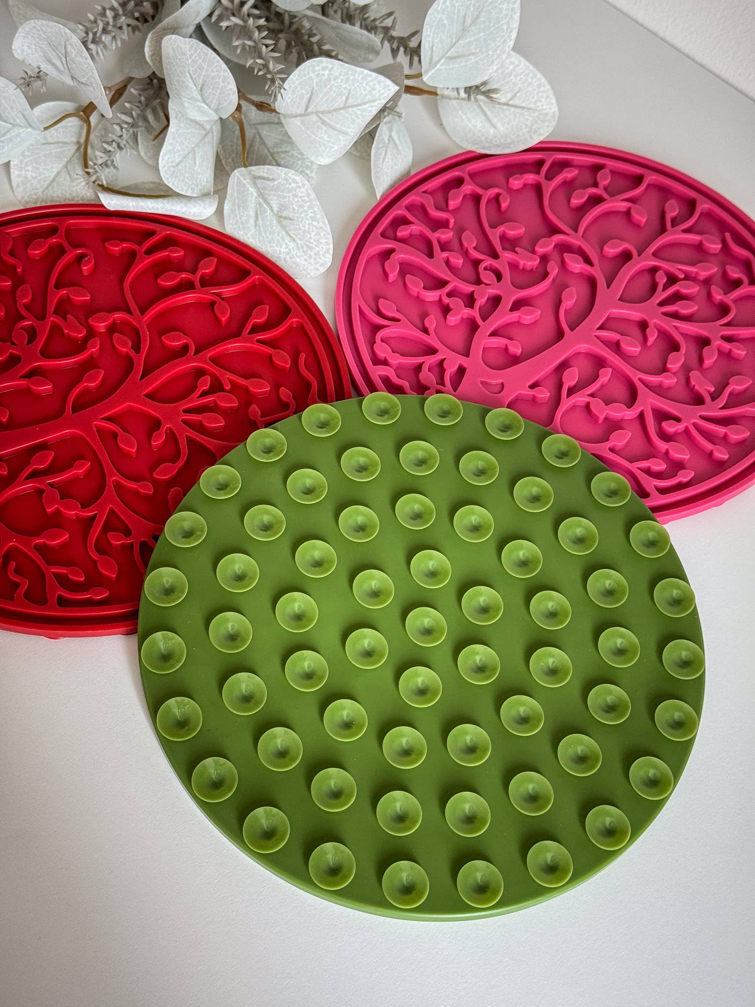 Doggotique – Großhandel Futtermatte für Haustiere – Hund – DOG LICK MAT OLD OAK, Silicone Lick Mat, Activity For Dogs10