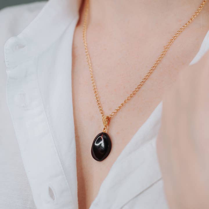 Cherry Amber Pendant Necklace Baltic Amber Red Amber Necklac for wholesale by Marcin Waryszak