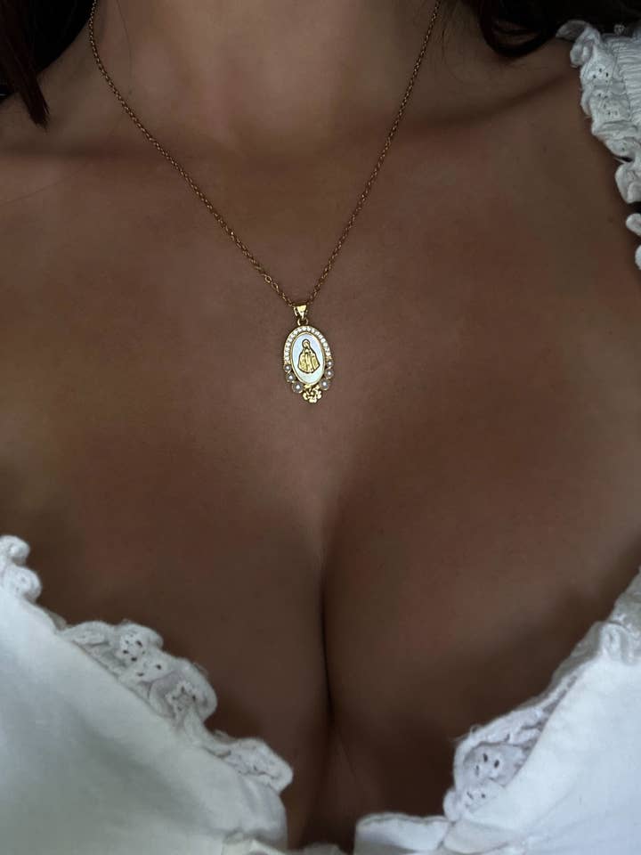 Ave Maria Bloom halskæde for engroshandel hos M4ndylove