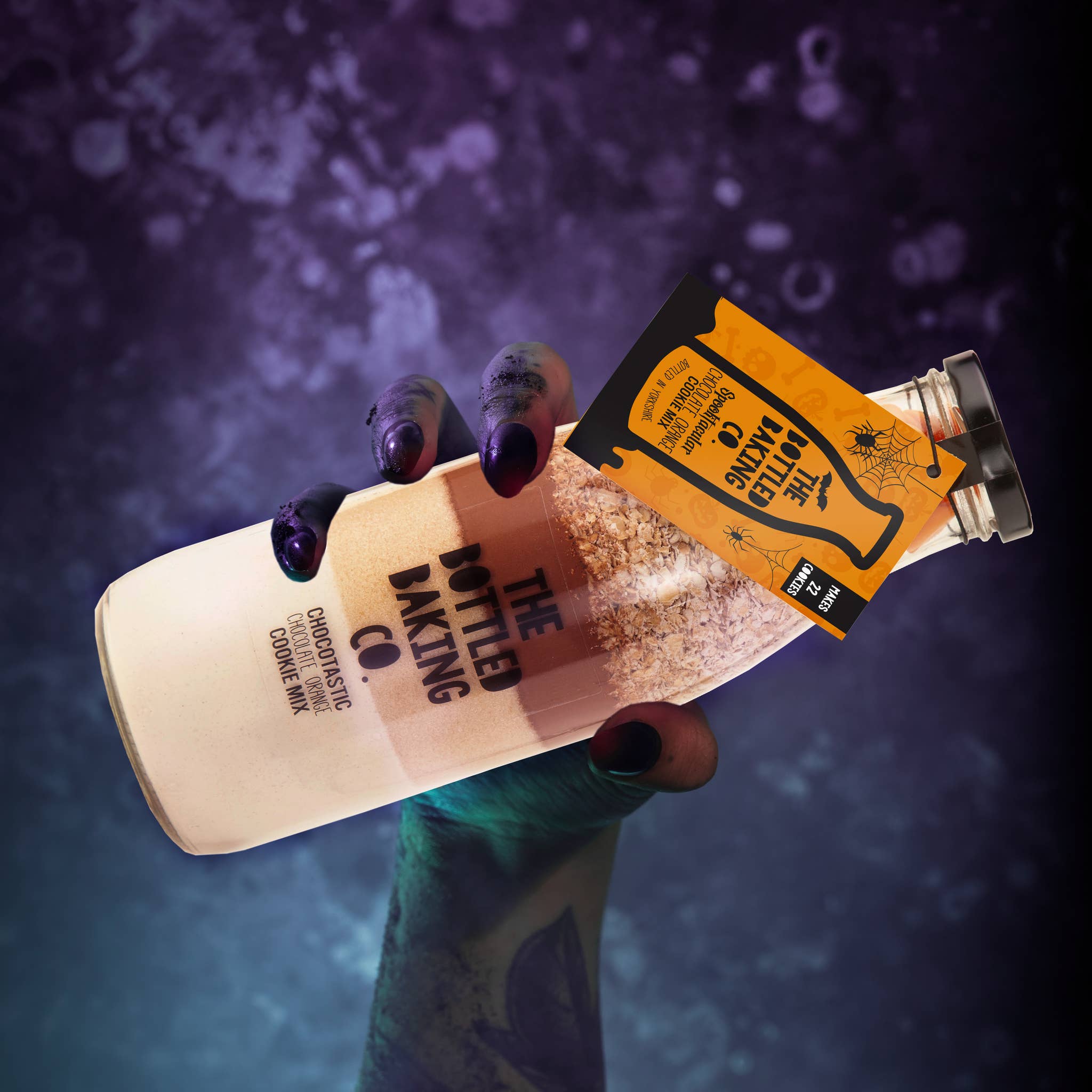 The Bottled Baking Co. – Engroshandel Cookiemix – Spooktacular chokolade-appelsin småkagebagemix i flaske 750 ml1