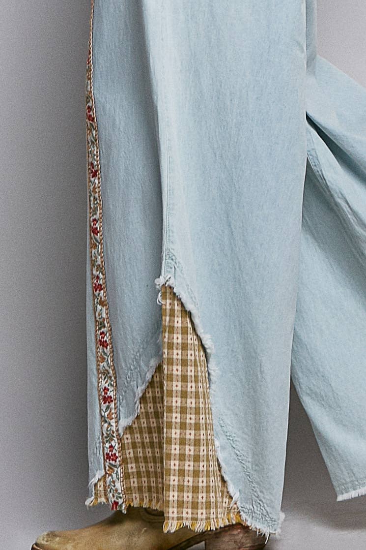 Pol Clothing - Wholesale Pants - Women's - Contrast Buckle Back Floral Trim Down Woven Pants5