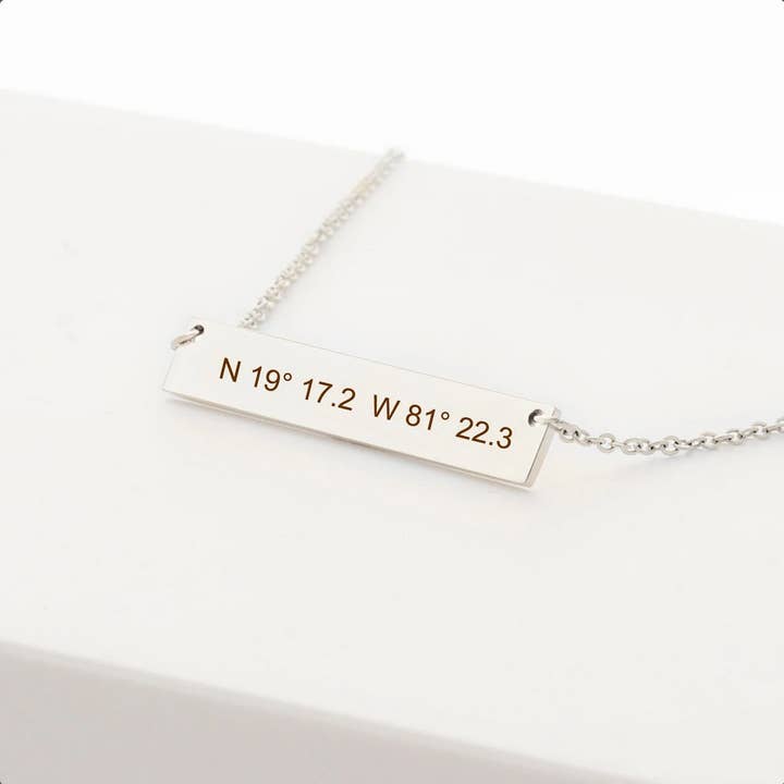 Anavia - Wholesale Pendant/Charm Necklace - Custom Engrave Name Bar Necklace - Personalized Jewelry Gift3