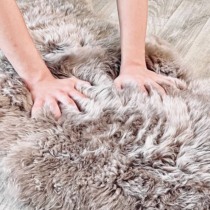 Rodeo - Wholesale Area Rug - Genuine Sheep Skin Rug 17
