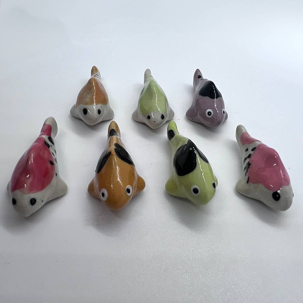 VIE - Wholesale Decorative Figurine - Mini Ceramic Figurine, Assorted Colour, Approx. 2cm147