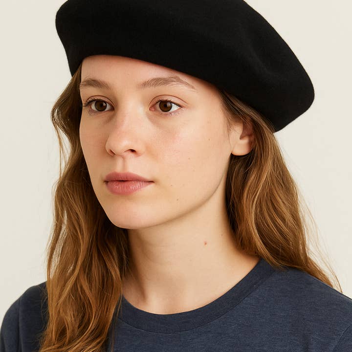 Hologramme Paris - Wholesale Beret - Unisex - Classic beret in pure wool133