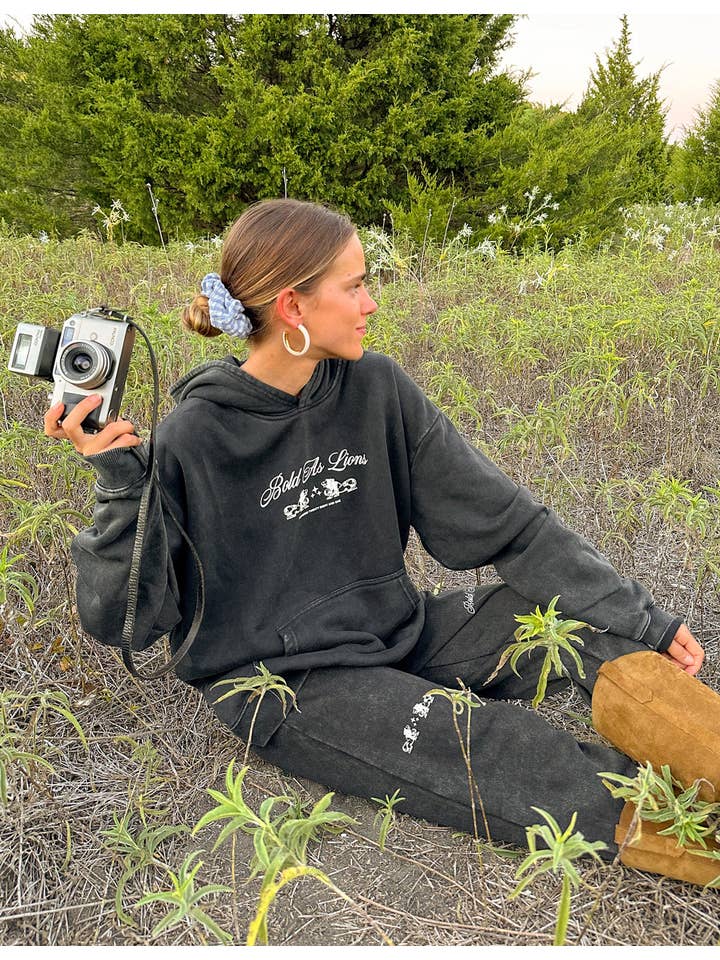 Elevated Faith - Wholesale Hoodie - Women's - Bold as Lions Unisex Hoodie7