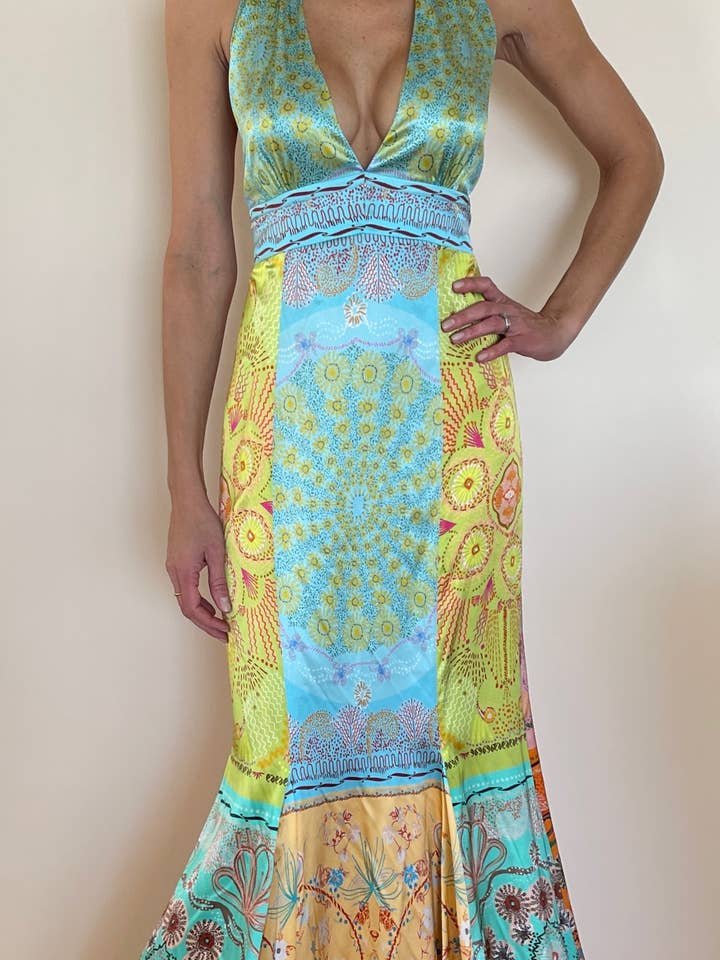 Robe Quorum 8B - Soie italienne Boho-Chic pour la vente par Trisha Paterson Collection
