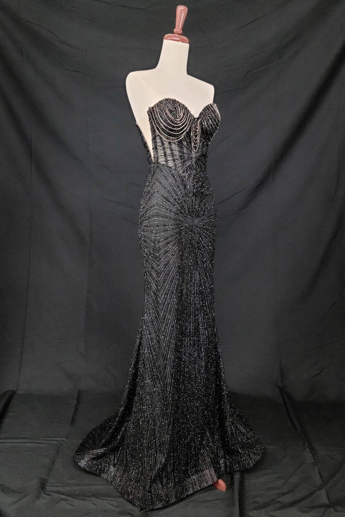 Chicas - Wholesale Gown - Women's - Long sparkling mermaid dress with hanging jewels CF00139