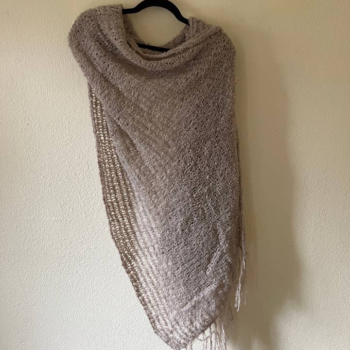 Inspired Peru - Wholesale Wrap - Women's - Alpaca Shawl Bucle Natural2