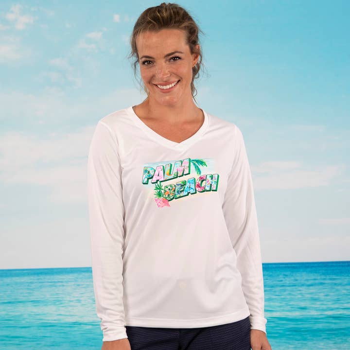 Chemise Performance Ultra Comfort « Vintage Custom Location » pour la vente par Caloosa WaterWear