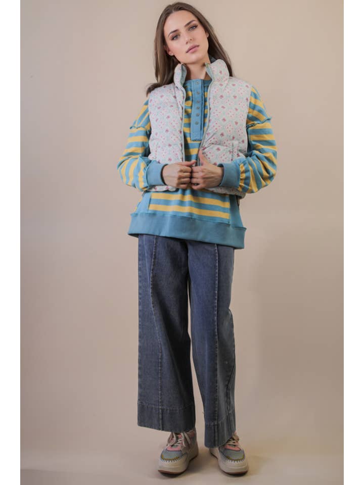 VERY J - Wholesale Outerwear Vest - Women's - NJ90395-Floral Printed Cropped Puffer Vest8