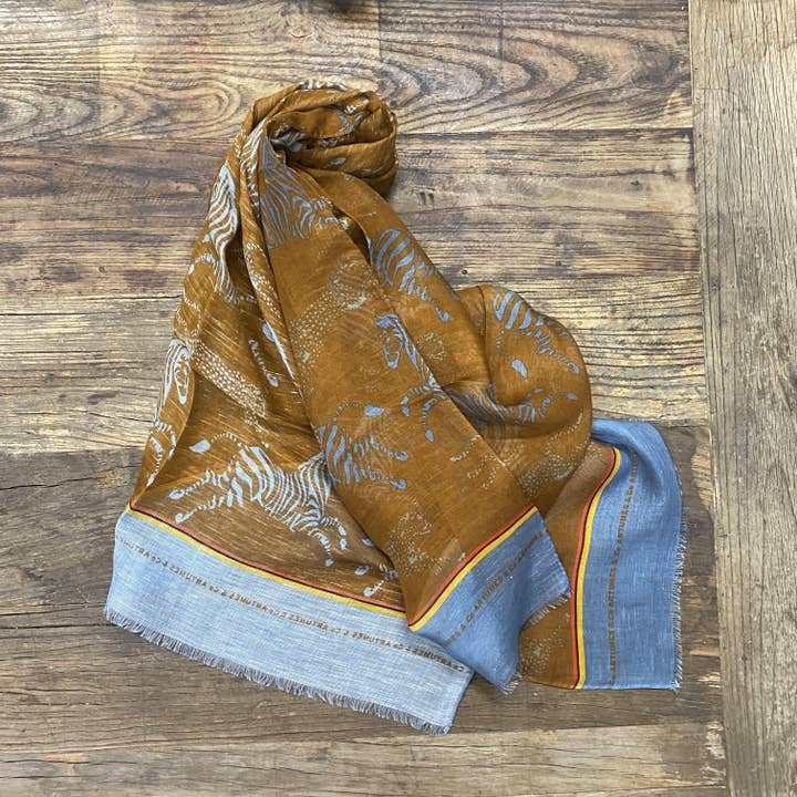 Tourdesoi Safari Massai scarf - Squirrel Azur for wholesale by Artumès & Co