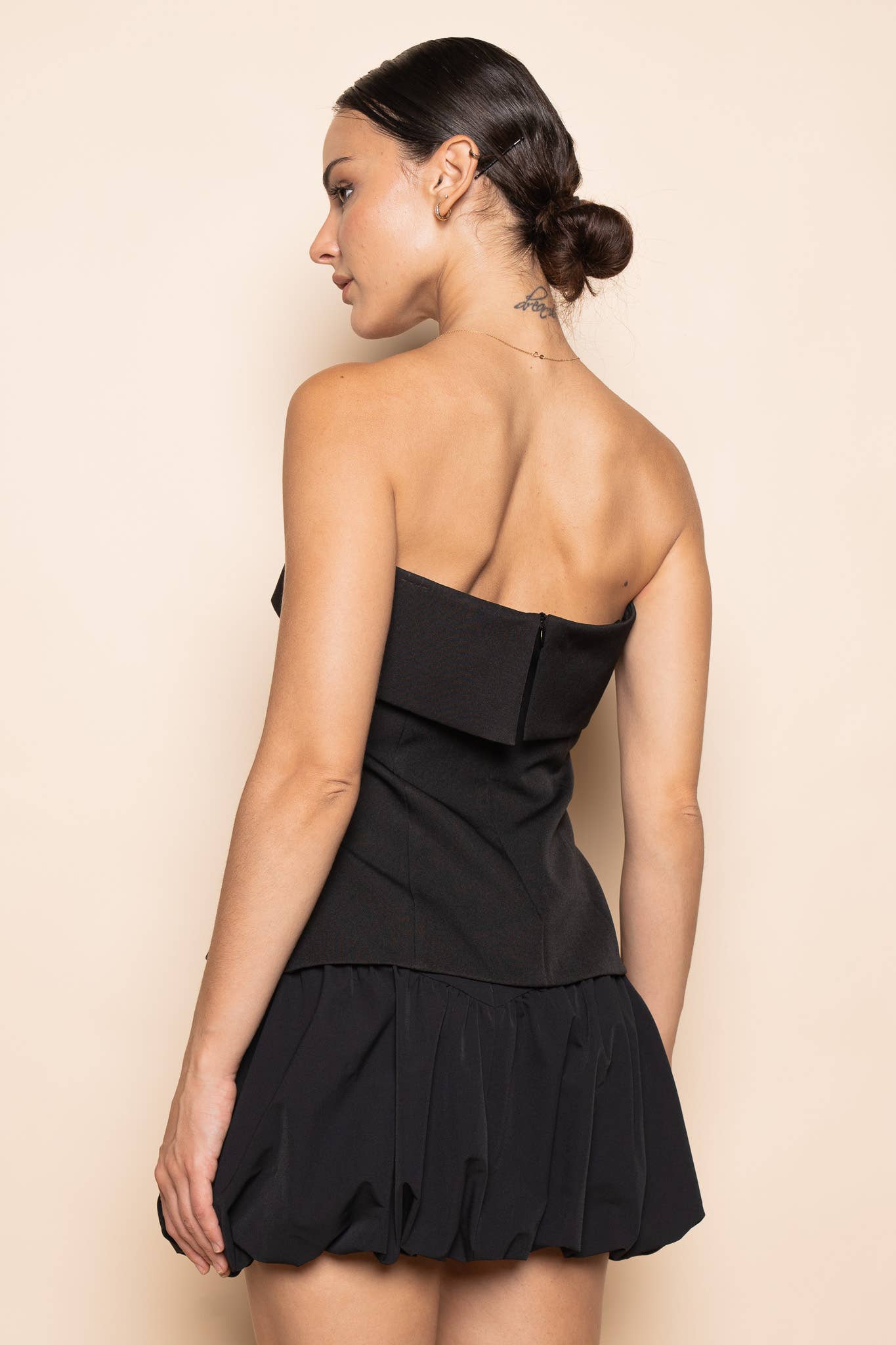 Black MODERN DRESSY STRAPLESS FITTED SIDE SLIT TOP-TI6580FO for wholesale on Faire3