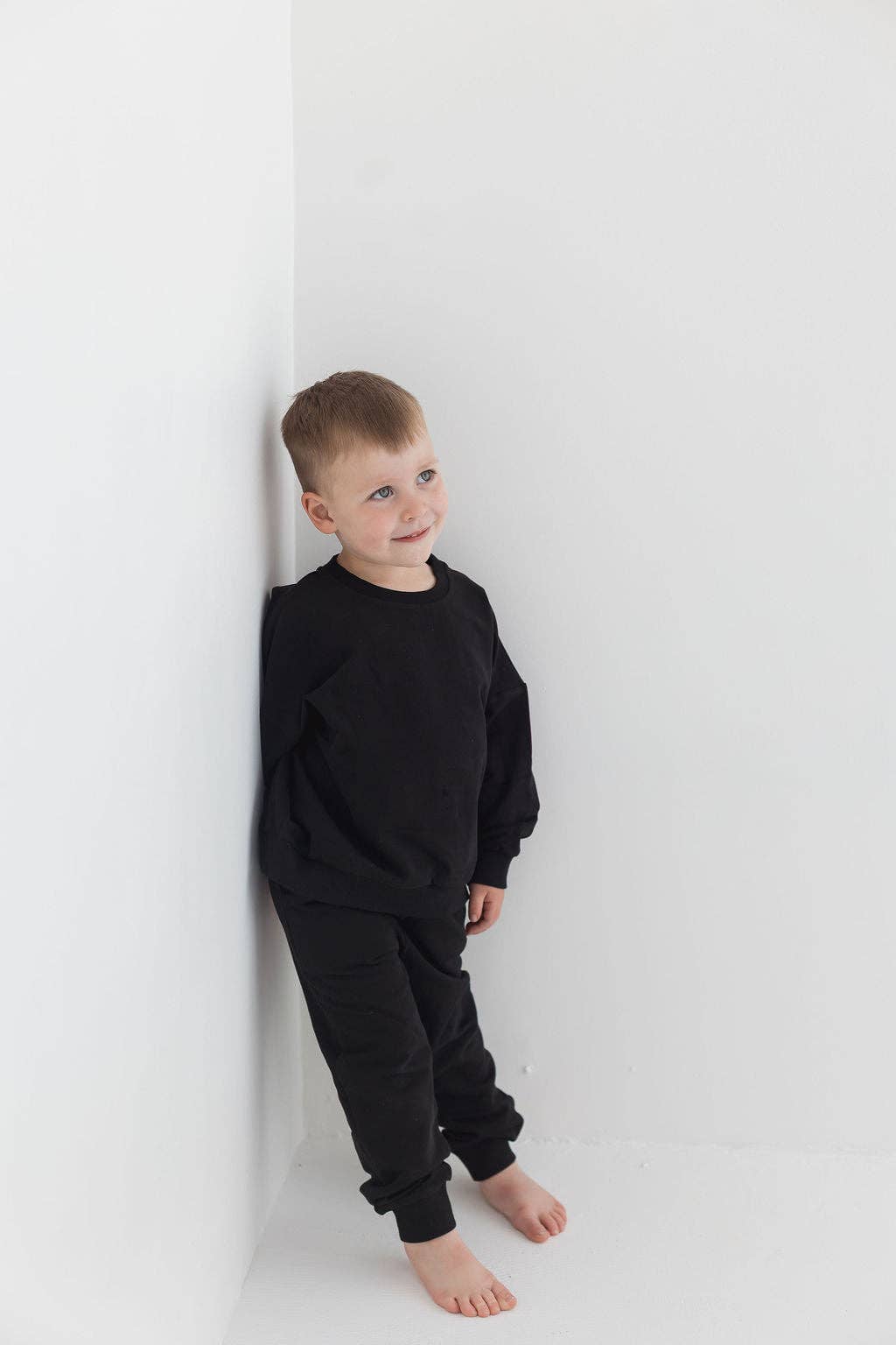 Mila & Co. - Wholesale Top & Pant Set - Kids - Sweatshirt & Jogger Set | Black6