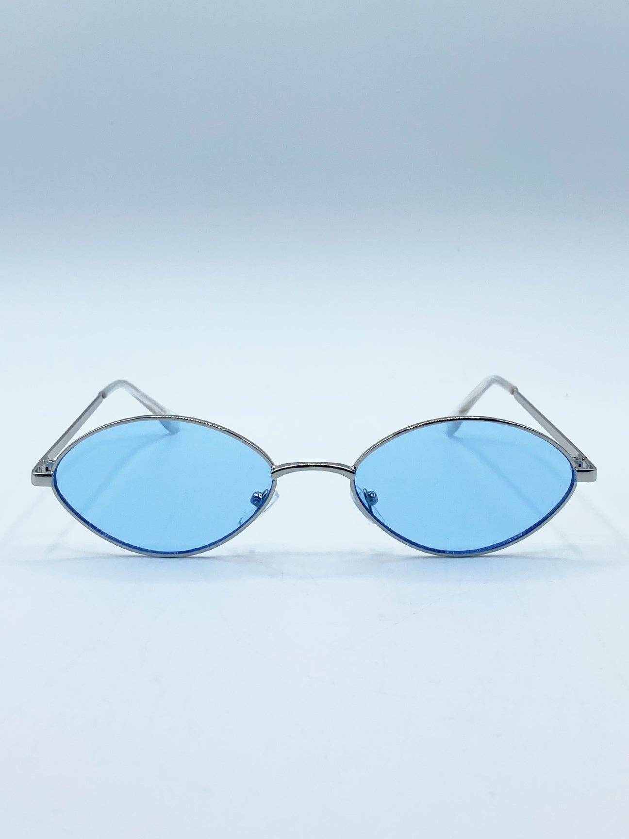 AFA COLLECTIVE - Wholesale Sunglasses - Women's - Metal Oval Frame Sunglasses with Blue Lenses0