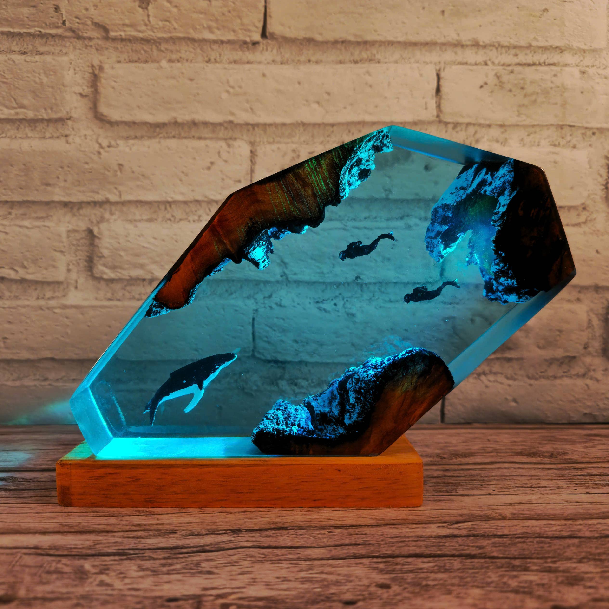 Merchemy - Wholesale Night Light - Custom Shark and scuba resin lamp, Scuba Driver Epoxy Lamp6