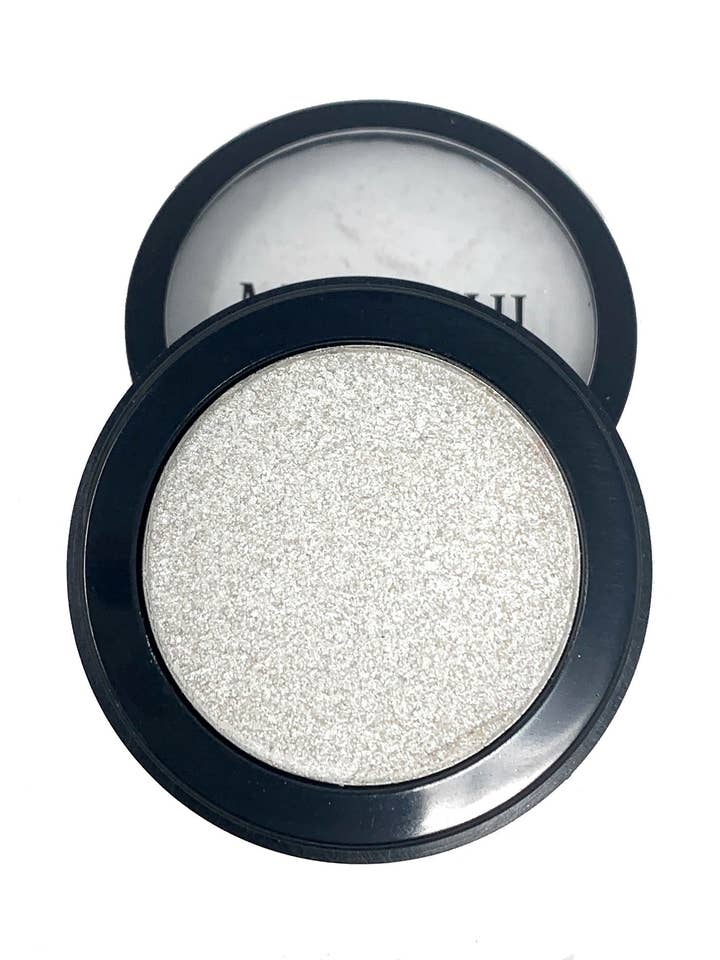 Einfach gepresster silberfolierter Lidschatten im Schatten Tiara Compact Glatte pigmentierte Lidschattenfarbe für den Großhandel von Miinachi Cosmetics