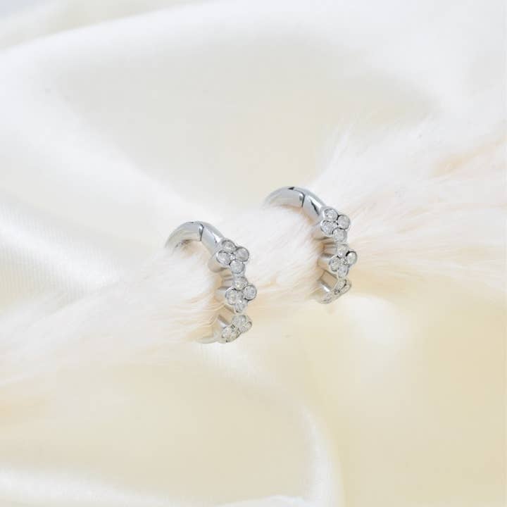 Kapyco - Wholesale Hoop Earrings - Mini Creole Rhinestone in Stainless Steel - BO1004155