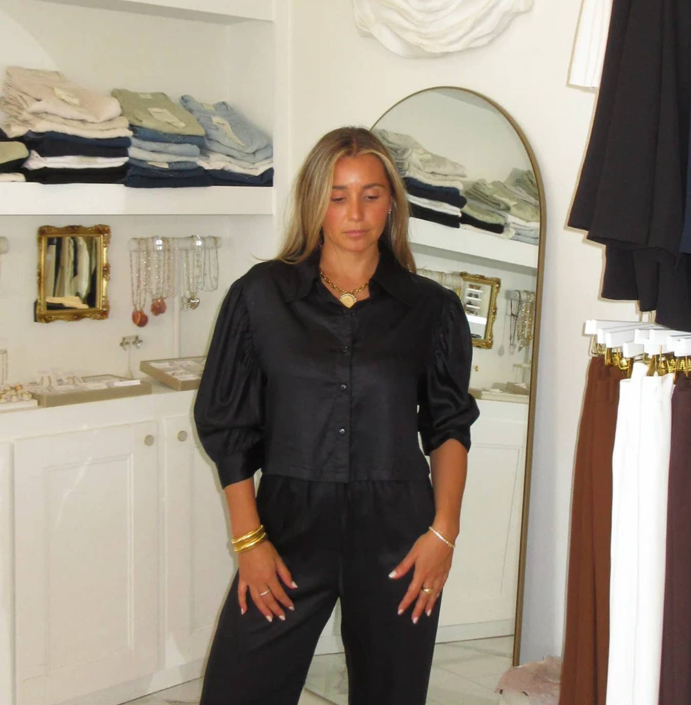 Airotciv by Victoria – Camisa com botões no colarinho – Mulher por atacado – Topo da Bastilha